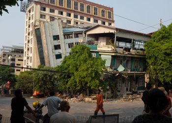 Junta militar eleva a 1,644 muertos por el sismo en Myanmar