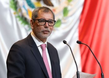 Destaca Edgar Amador desconfianza de la población en las instituciones financieras