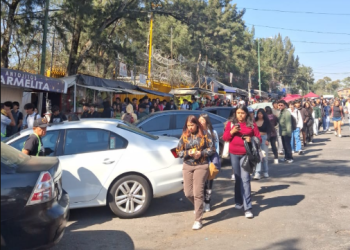 Suspenden clases en el CCH Naucalpan, alumno hirió a profesor