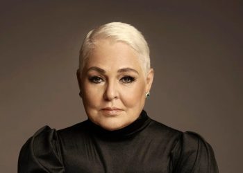 Lupita D’Alessio reprograma conciertos tras ser hospitalizada