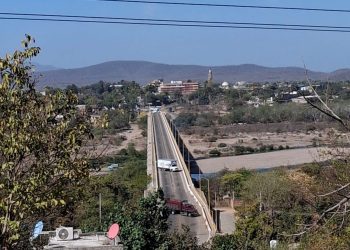 Sinaloa con bloqueos, suspensión de transporte y un civil muerto tras enfrentamientos
