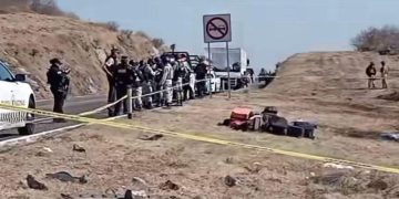Mueren 6 estudiantes de la UGto en accidente