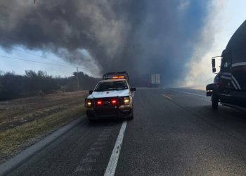 Explota una pipa en la carretera Tampico-Victoria y cierran carretera