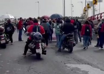 Maestros de la CNTE colapsan límites de la CDMX y Edomex