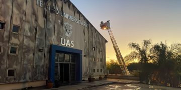 Se incendia teatro de la UAS en Sinaloa