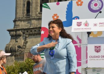 Clara Brugada encabeza entrega de apoyos del programa “Ingreso ciudadano universal”