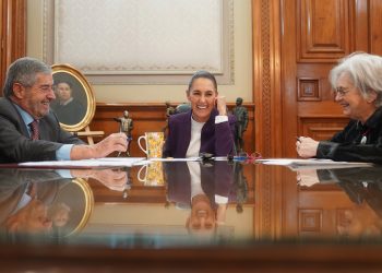 Boric llama a Sheinbaum para “fortalecer la cooperación” en medio de guerra comercial