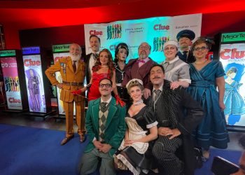 CLUE, El juego de la sospecha, 100 noches de triunfo absoluto