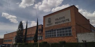 Docente acusado de acoso en Puebla es separado del cargo