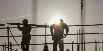 La construcción en México rompe 23 meses de caídas y vuelve a crecer