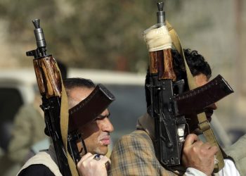 Los ataques de EU contra los hutíes causan una treintena de muertos y un aviso a Irán