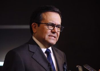 “El aplazamiento de aranceles es un chiste, está paralizando proyectos”: Guajardo