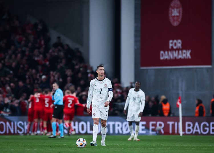 Copenhagen (Denmark), 20/03/2025.- Portugal's Cristiano Ronaldo reacts after Denmark scored the 1-0 goal during the UEFA Nations League quarter final first leg match between Denmark and Portugal at Parken stadium in Copenhagen, Denmark, 20 March 2025. (Dinamarca, Copenhague) EFE/EPA/JOSE SENA GOULAO