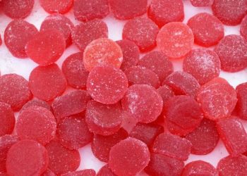 Colorantes artificiales deben ser regulados: Poder del Consumidor
