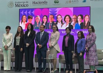 Es necesario “remover las barreras de género” para la equidad en servicios financieros: Banxico