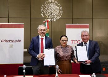 Rosa Icela Rodríguez encabeza entrega de toma de nota a la nueva dirigencia de la FSTSE