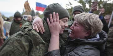 Rusia y Ucrania intercambian prisioneros de guerra