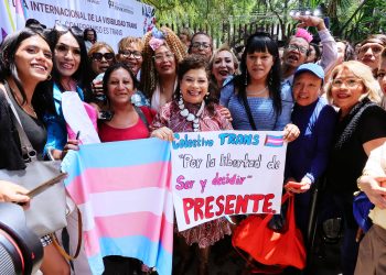 Asegura Brugada que su administración no aceptará la transfobia