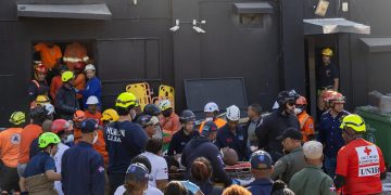 Aumentan a 44 los muertos al desplomarse un techo en una discoteca en Santo Domingo
