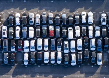 Canadá empezará a aplicar a partir del miércoles aranceles a automóviles hechos en EU