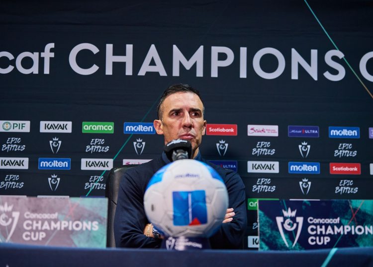 Vicente Sanchez head coach of Cruz Azul during press conference after the Quarter Finals first leg match between America and Cruz Azul as part of the CONCACAF Champions Cup 2025, at Ciudad de los Deportes Stadium on April 01, 2025 in Mexico City, Mexico.