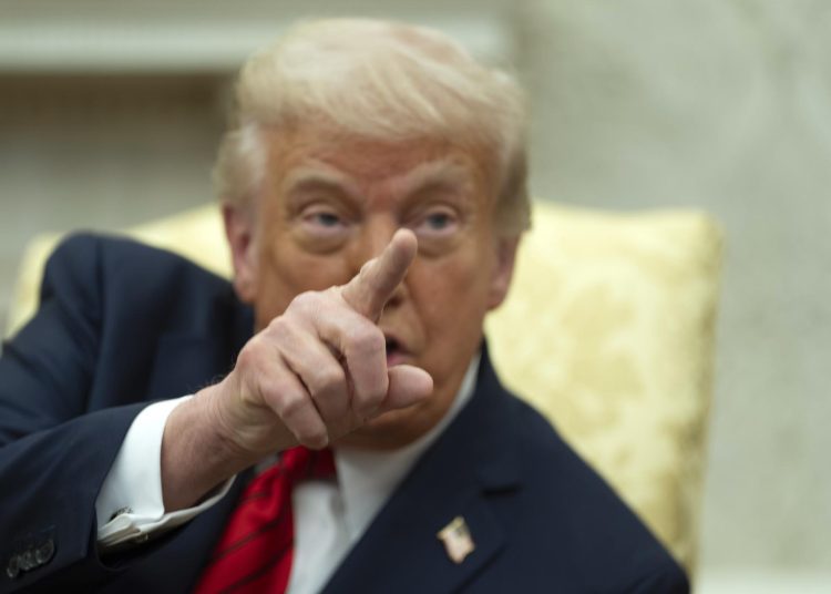 Trump firma orden ejecutiva para pedir la pena de muerte en Washington DC | FOTO EFE