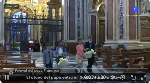 El féretro del Papa Francisco es enterrado en la basílica de Santa María la Mayor