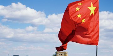 Trump eleva aranceles a China al 125%; Pekín acusa a Estados Unidos en la OMC