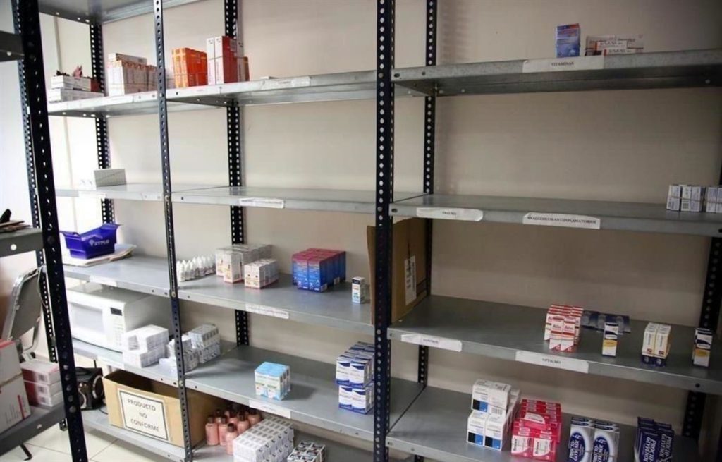 MC demanda comparecencia de titulares de Salud por medicamentos