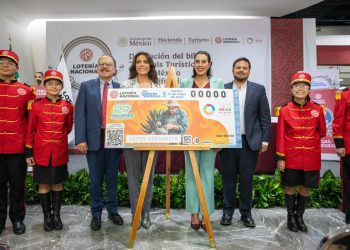 Sectur y Lotería Nacional develan billete conmemorativo del Tianguis Turístico
