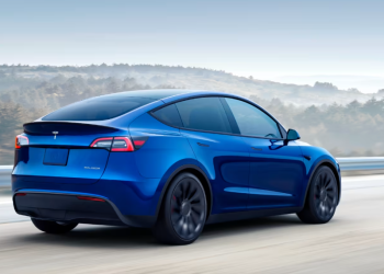 Tesla: Bajan ventas y acciones