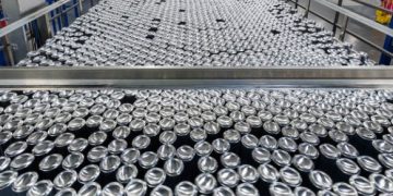 EU impondrá un arancel del 25% a las latas de aluminio para envasar cerveza