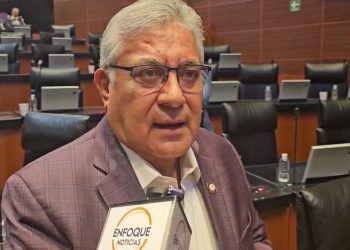 Líder del SNTE defiende afiliación masiva que realizan maestros para Morena