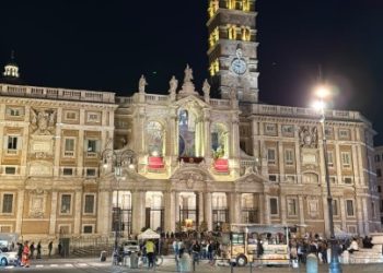 Los pobres en primera fila en la última casa del papa Francisco