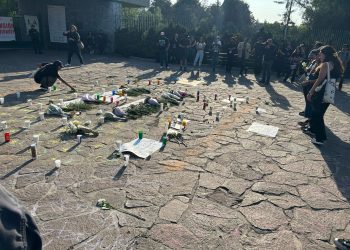 Protestan para exigir justicia por la muerte de dos jóvenes en el Festival Ceremonia