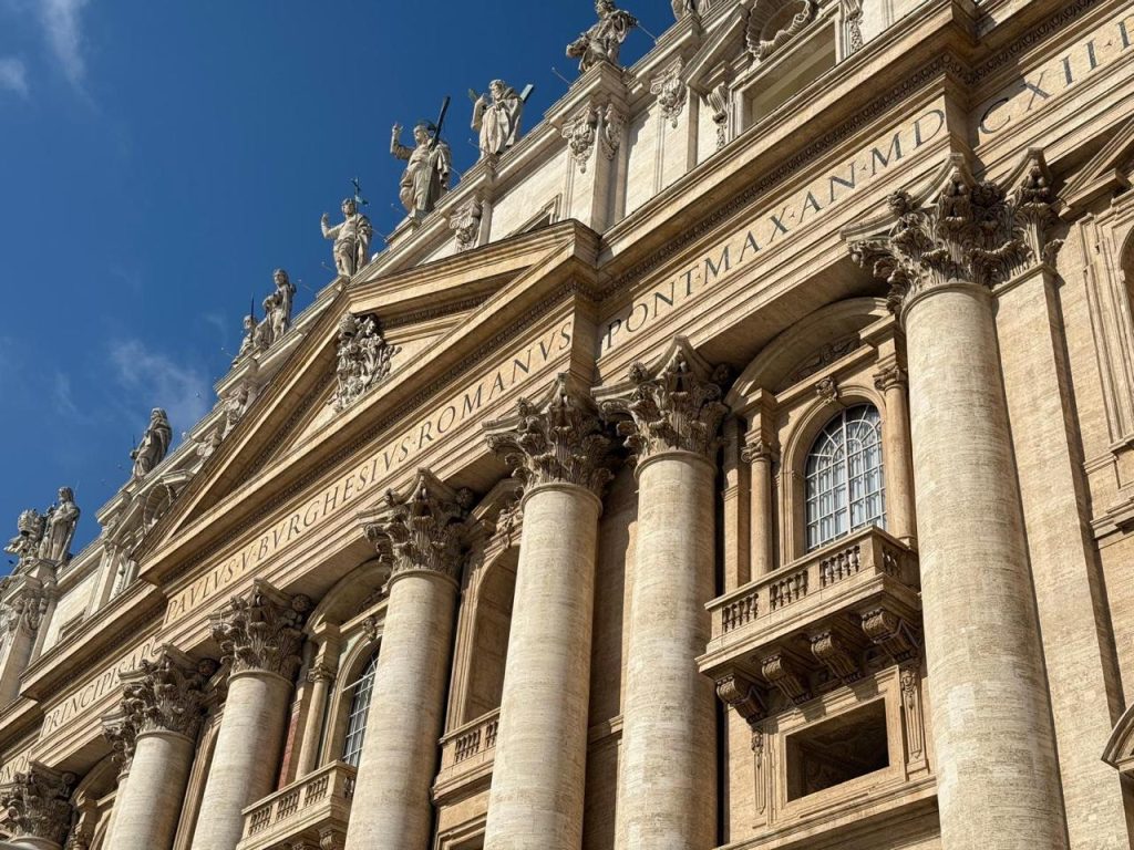 Más de 100 mil personas despiden al Papa Francisco
Foto: Arturo Marcial, habitante de Roma