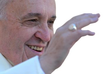 Líderes internacionales confirman presencia en funeral de Francisco