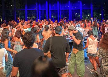 Baile libre, gratis, sin alcohol ni la presión de moverse correctamente
