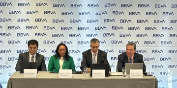 BBVA México pide dar acceso a viviendas a bajo costo