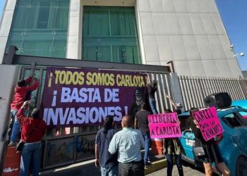 Se realiza la audiencia de doña Carlota; Vecinos exigen su libertad