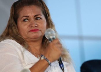 Reciben en el Senado a Ceci Flores y otros colectivos