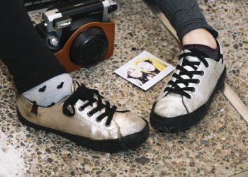 El auge de las zapatillas retro y su impacto en la moda actual