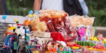 Prohibición de comida chatarra divide opiniones en Jalisco