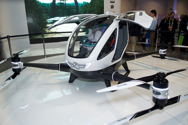China autoriza el primer servicio comercial de drones