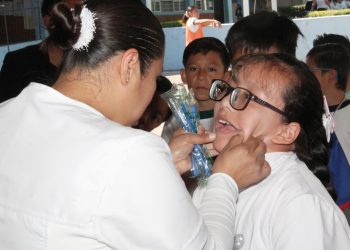 En un mes se ha valorado a un millón 195 mil 530 estudiantes en Jornadas de Salud