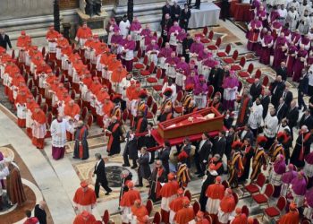 ¿Cómo será el protocolo para el funeral de Francisco?