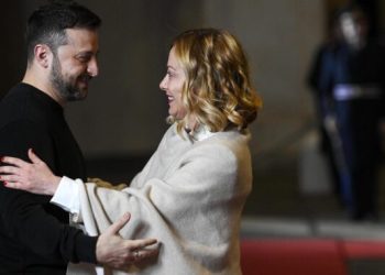 Meloni y Zelenski instan a una “paz duradera” en Ucrania