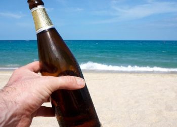 Sonora: Prohíben venta de cerveza en envases de vidrio