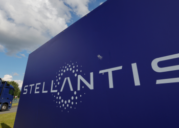 Stellantis suspenderá temporalmente su producción en México
