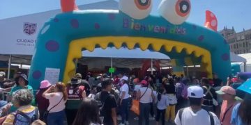 Decenas de niñas y niños acuden al Zocalito de las infancias